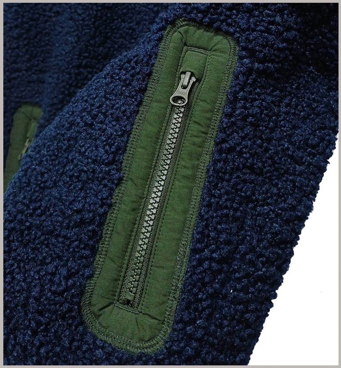 유니클로 JW앤더슨 후드 플리스 조끼 90 J-992 상품이미지3