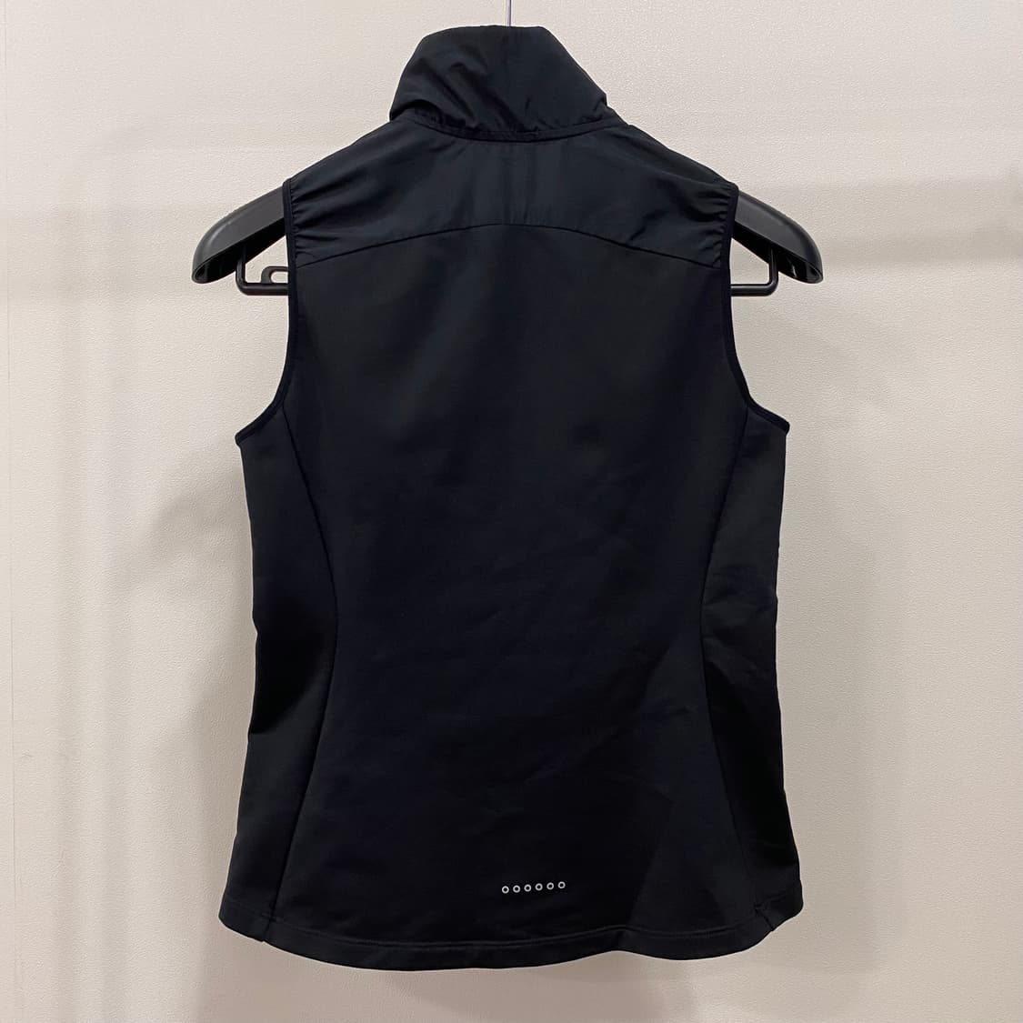 나이키 러닝 에센셜 필드 패딩 조끼 상품이미지2