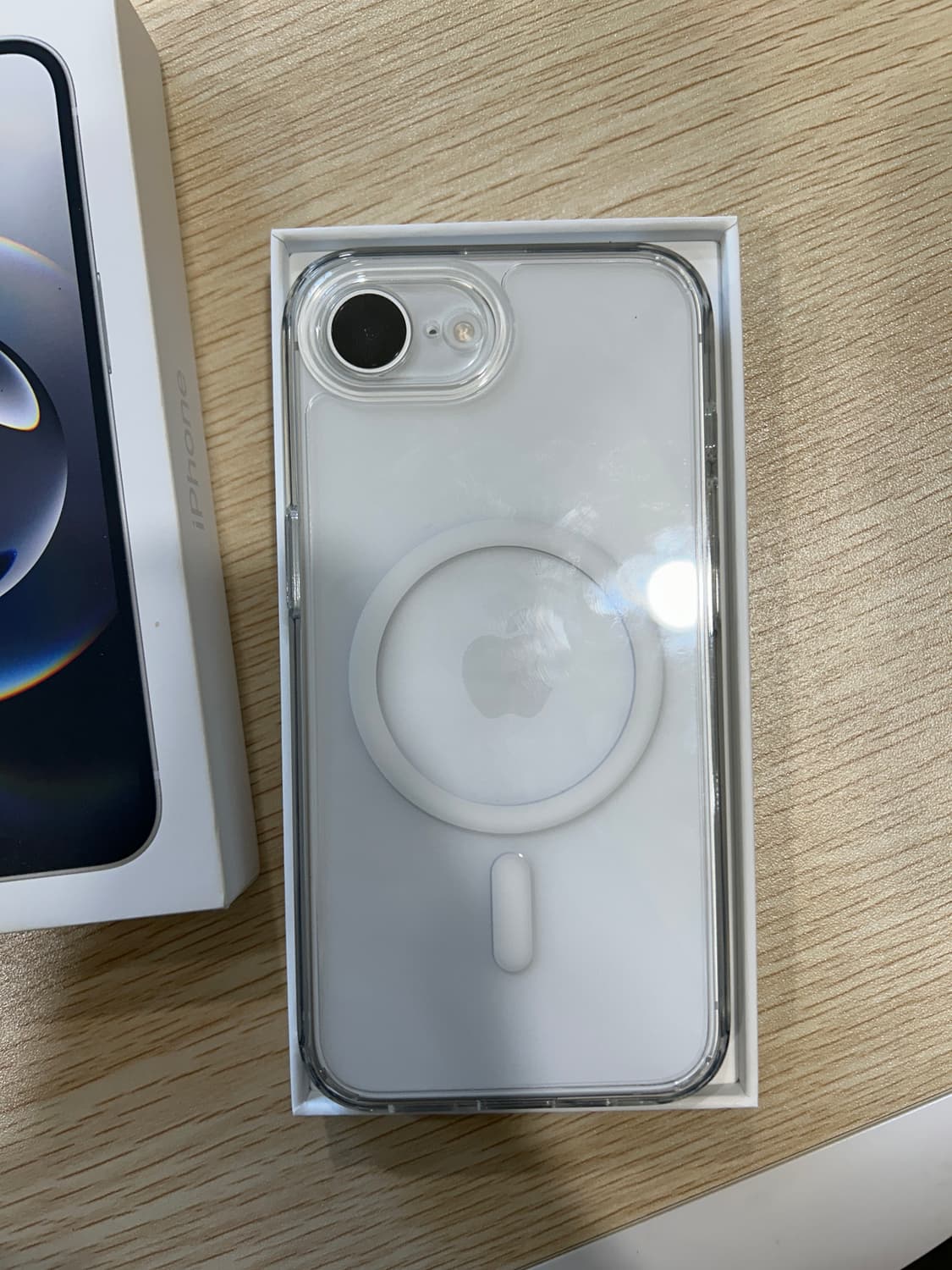 [미사용/유심기변]아이폰16e 블랙 128gb 상품이미지5