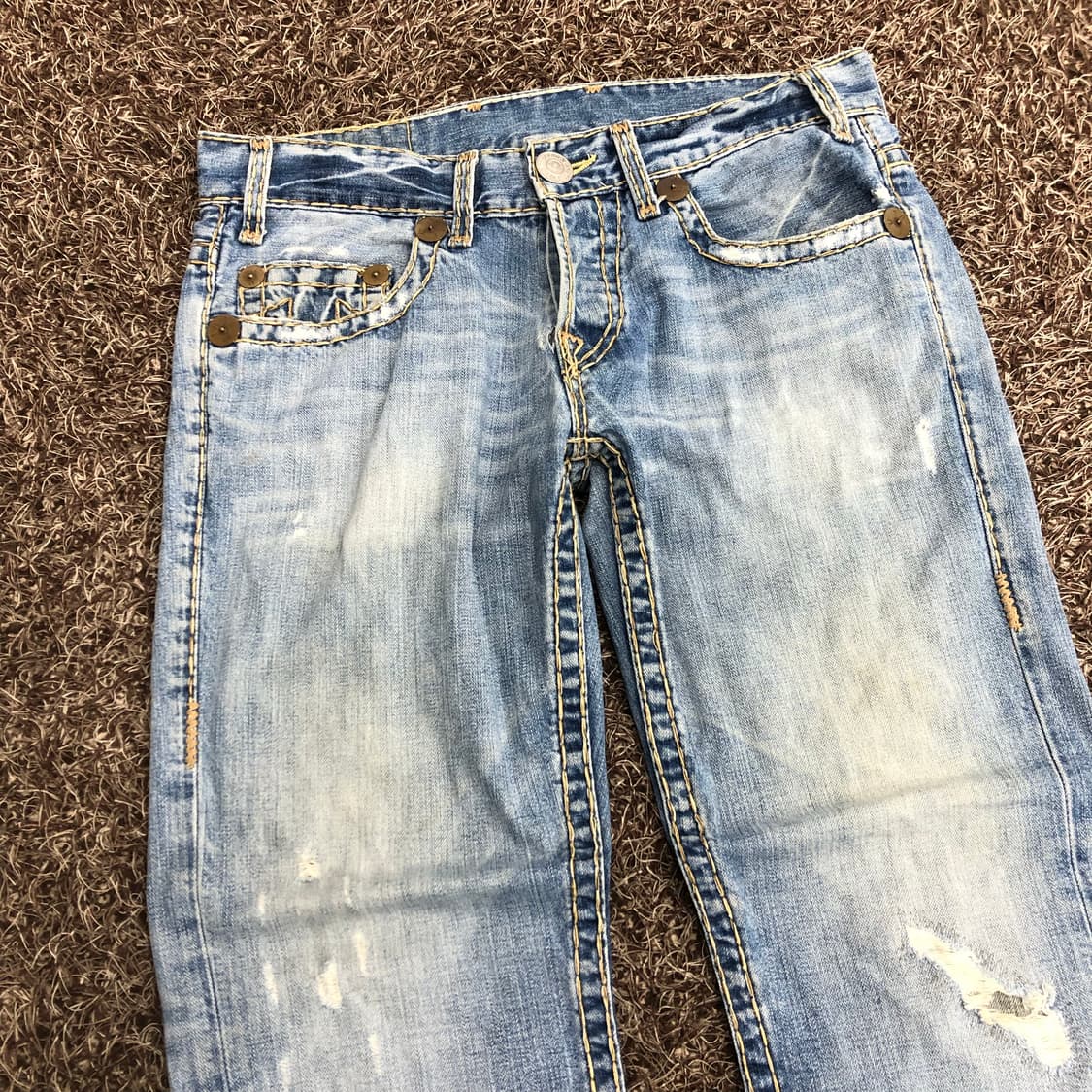 트루릴리전 Logan Super T 디스 워싱 데님 팬츠 상품이미지7