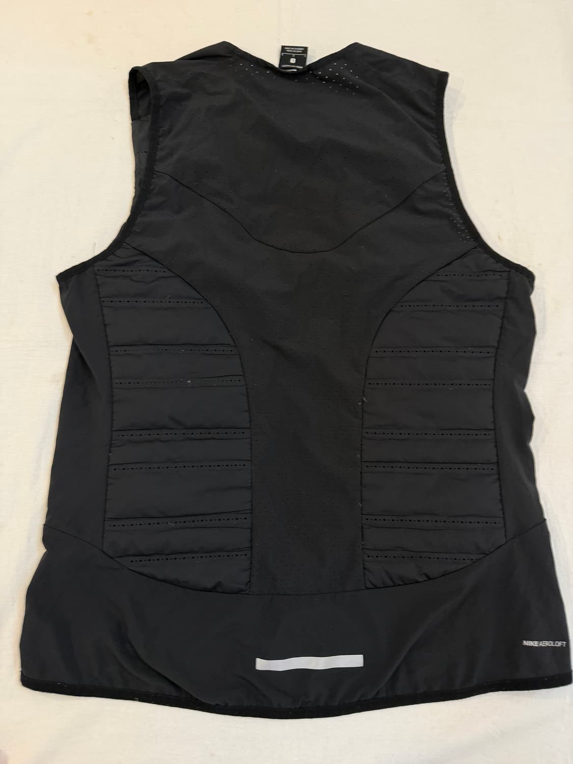 나이키 에어로로프트 러닝 골프 경량패딩 조끼 블랙 상품이미지3