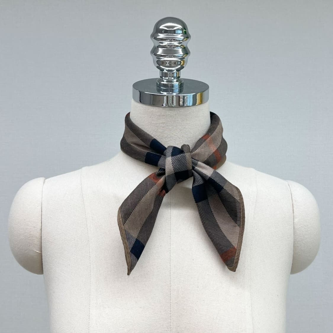burberry/ 버버리 쁘띠스카프 손수건 상품이미지8