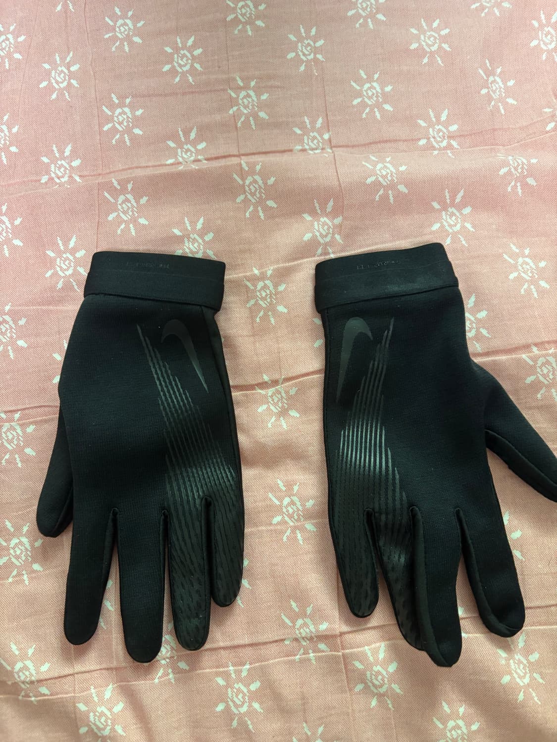 나이키 드라이핏 장갑 M사이즈 새상품 판매 상품이미지3