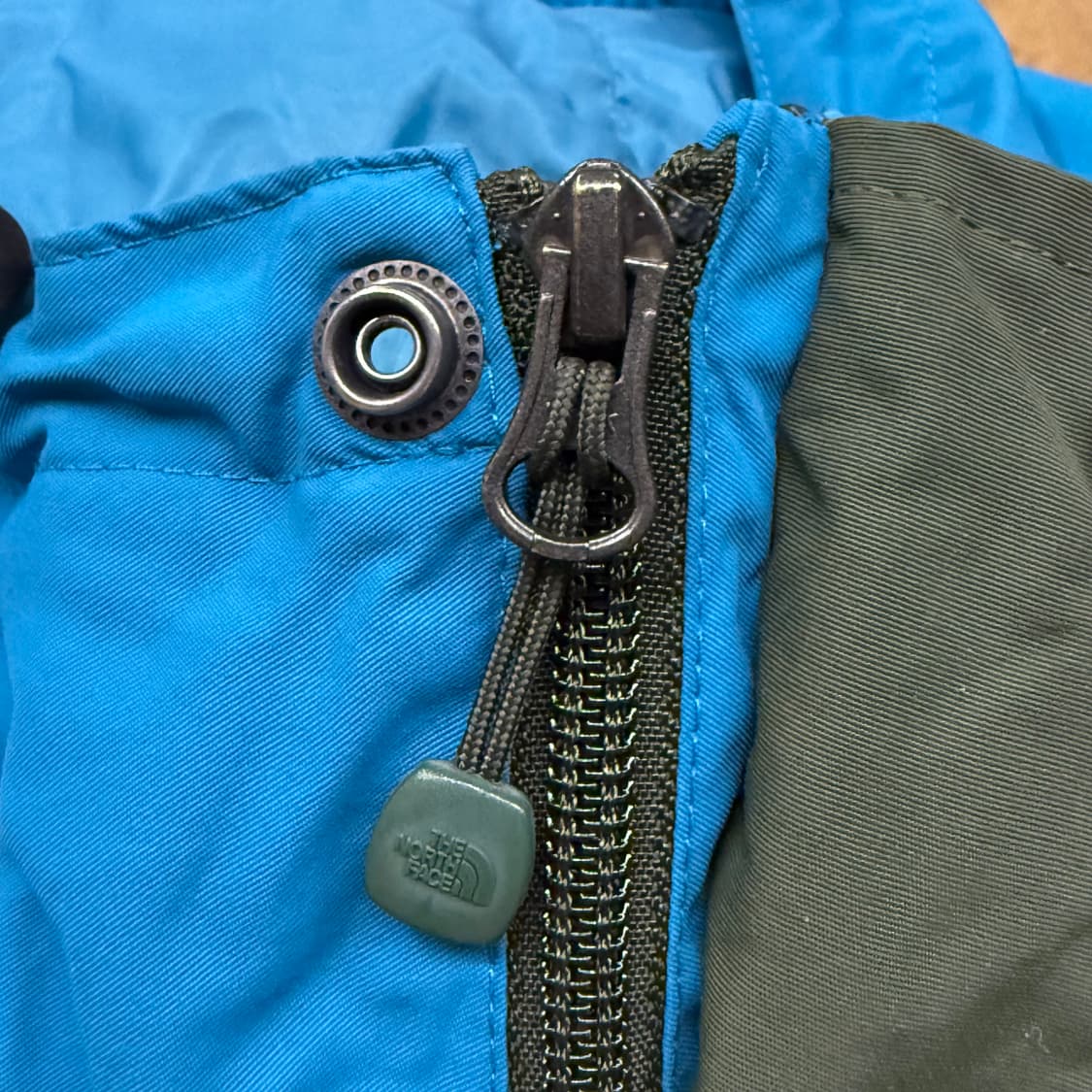 [정품/100] 노스페이스 블루 그린 후드 바람막이 자켓 b19 상품이미지8