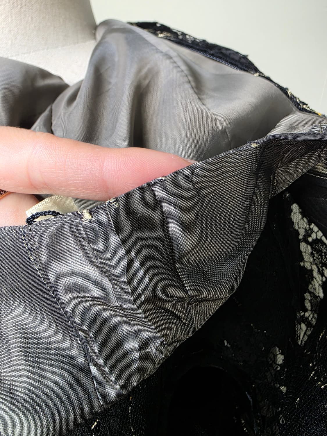 시퀸 시스루 레이스 원피스 상품이미지5