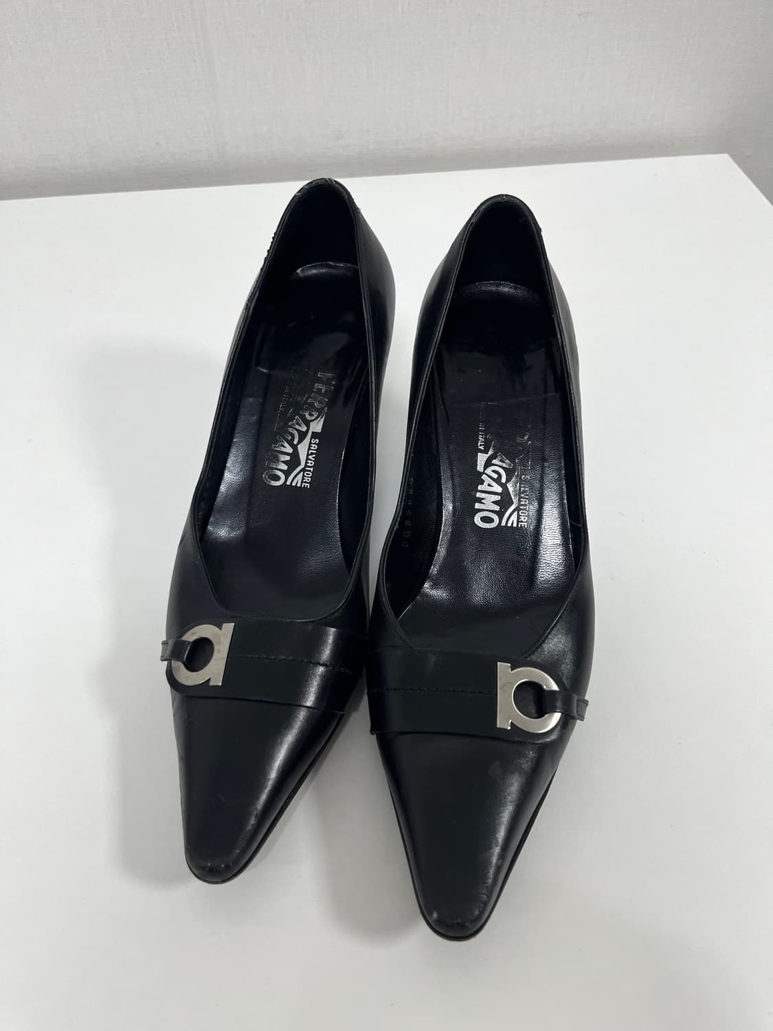 페라가모 블랙 힐 [225-230] 상품이미지1