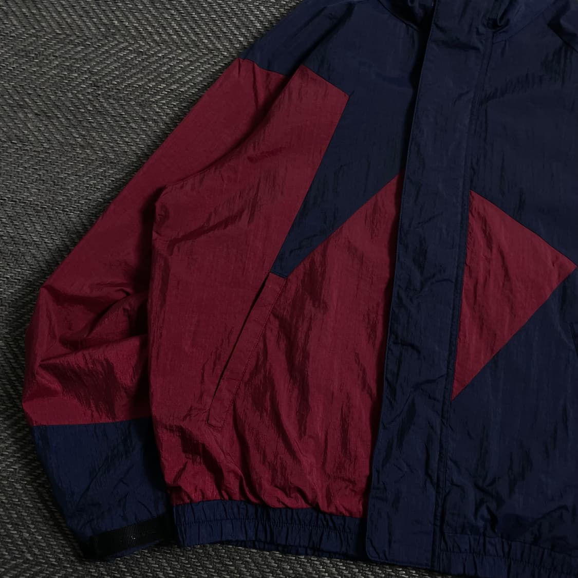 뉴발란스 올드스쿨 배색 나일론 바람막이 y 4403 상품이미지3