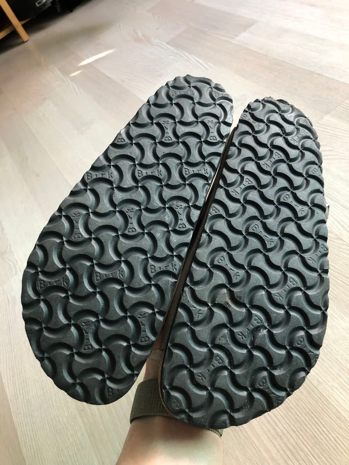 버켄스탁 아테네 글레디에이터 샌들 그레이 245 상품이미지3