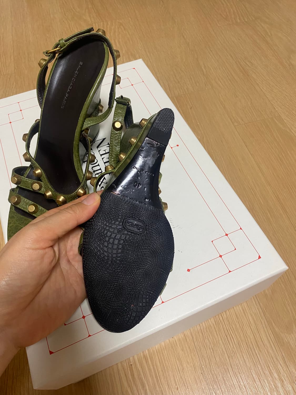 발렌시아가 정품 발렌시아가 정품 12센치 웨지힐 비브람완료 40사이즈(2 상품이미지3