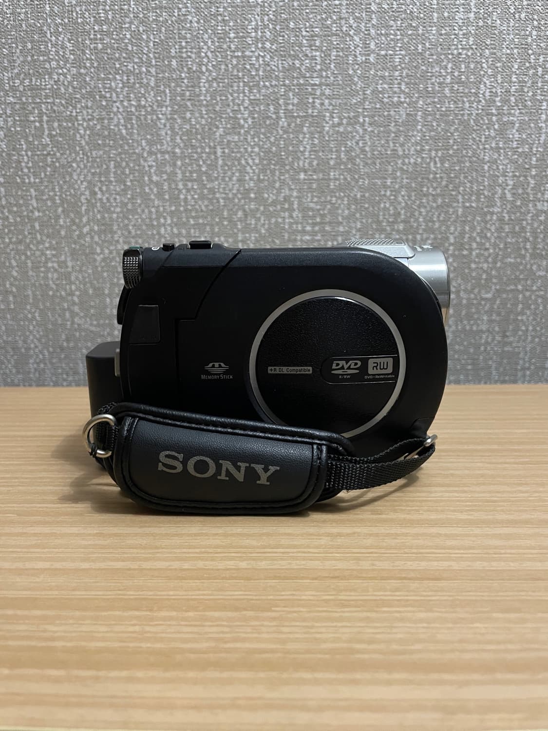소니 핸디캠 DCR-DVD810 캠코더 상품이미지8