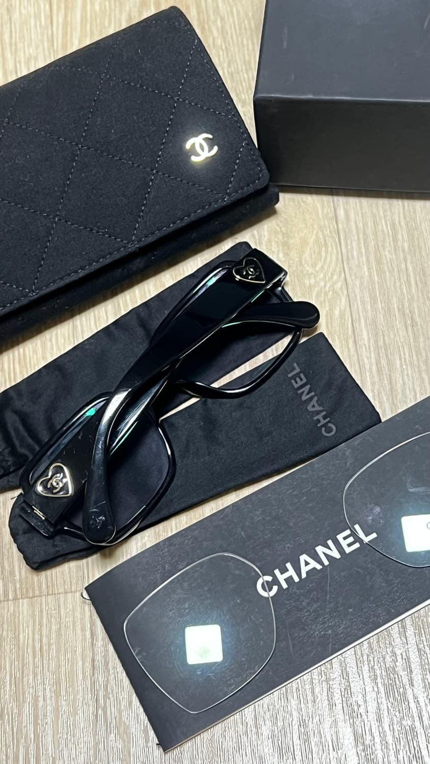 [샤넬] 하트 CC 샤넬 로고 안경 상품이미지8