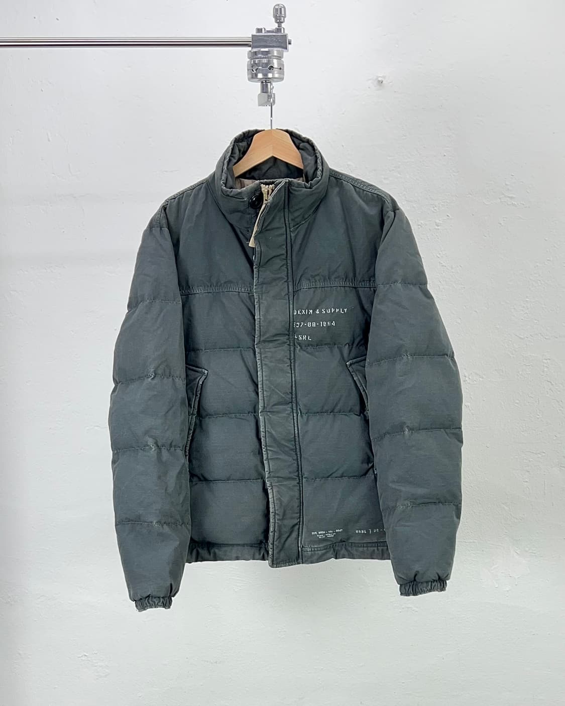 데님 앤 서플라이 립스탑 덕 다운 밀리터리 푸퍼 구스 패딩 상품이미지1