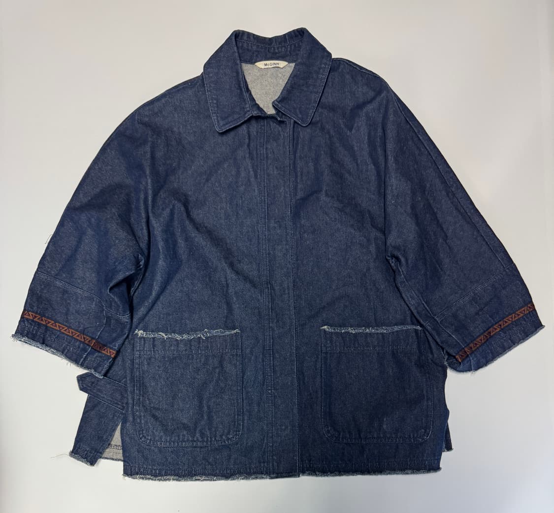 여성 매건 mcGINN 뒷 프린팅 오버핏 데님 자켓 상품이미지1