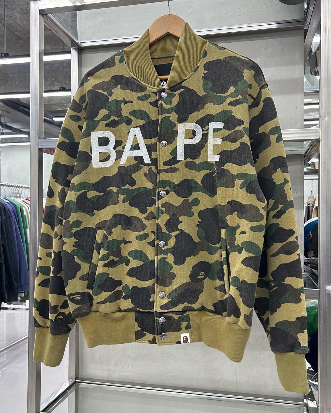 베이프 BAPE OG 00s 퍼스트 카모 스웻 스타디움 자켓 상품이미지2