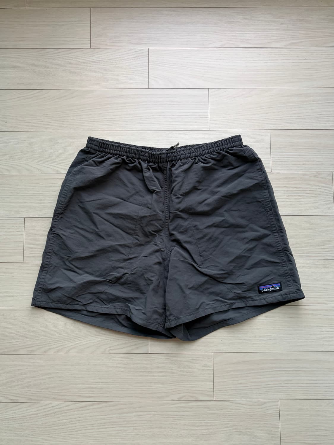 Patagonia 파타고니아 배기스 5인치 쇼츠 S (그레이) 상품이미지2