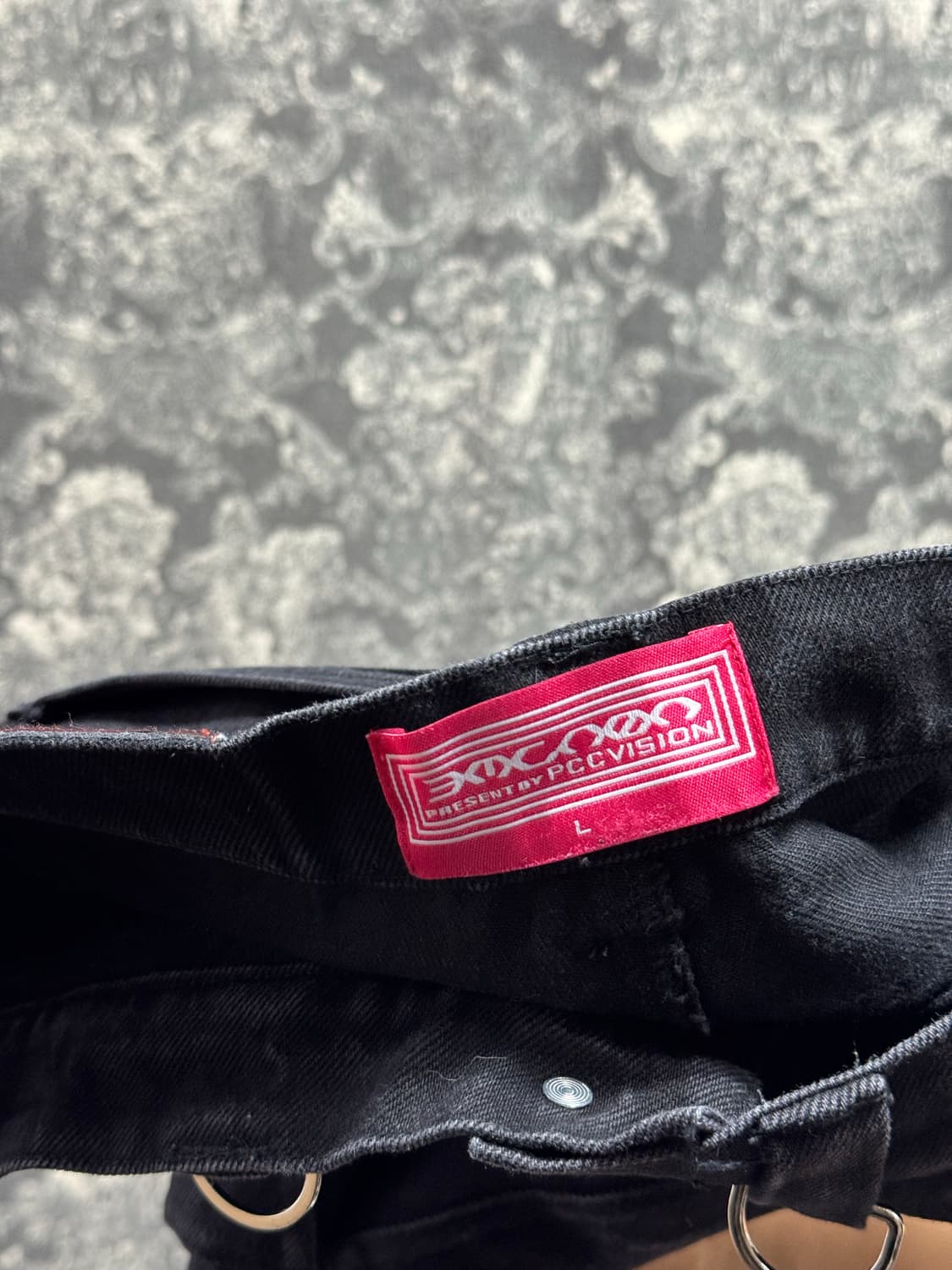 pccvision 비엑세스 버튼 블랙 팬츠 상품이미지5