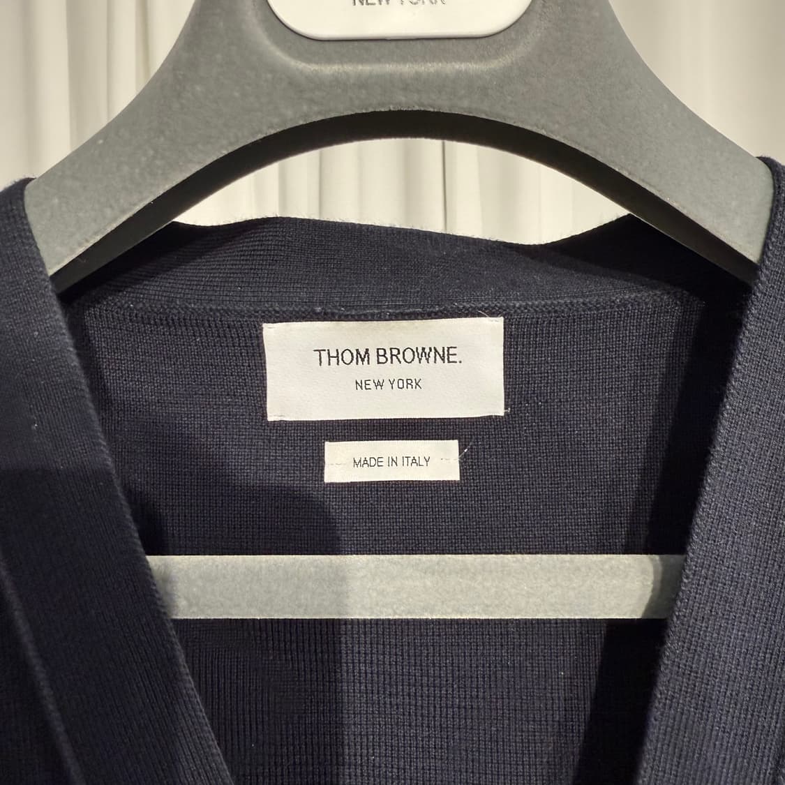 (5) 톰브라운 밀라노스티치 금장 가디건 상품이미지4