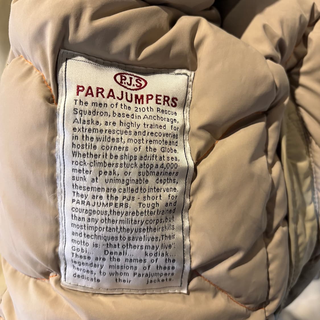 파라점퍼스 코디악 베이지 패딩 상품이미지8