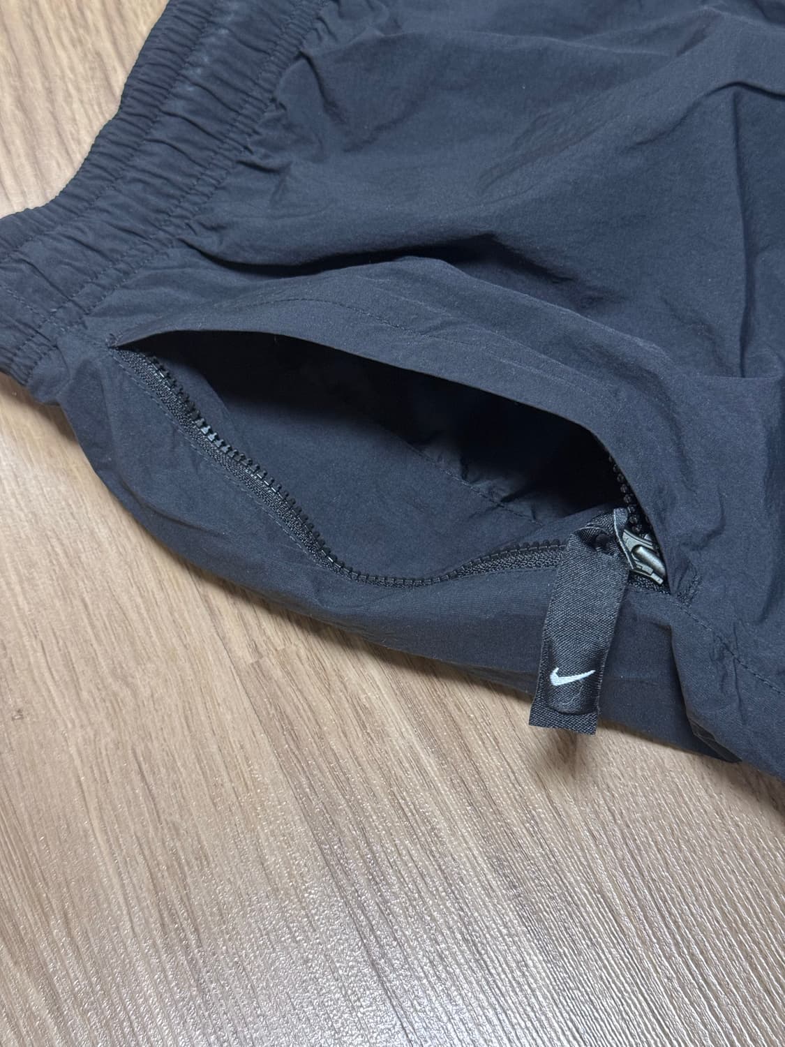 [L사이즈] 나이키NRG 솔로 스우시 우븐 트랙 팬츠 상품이미지3