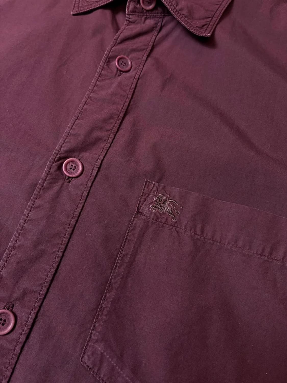 버버리 브릿 버건디 솔리드 셔츠 PN7887 상품이미지3