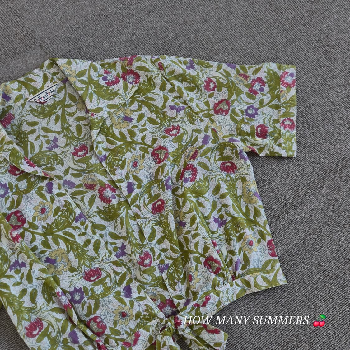 Vintage 반팔 블라우스 패턴 College Field 상품이미지6