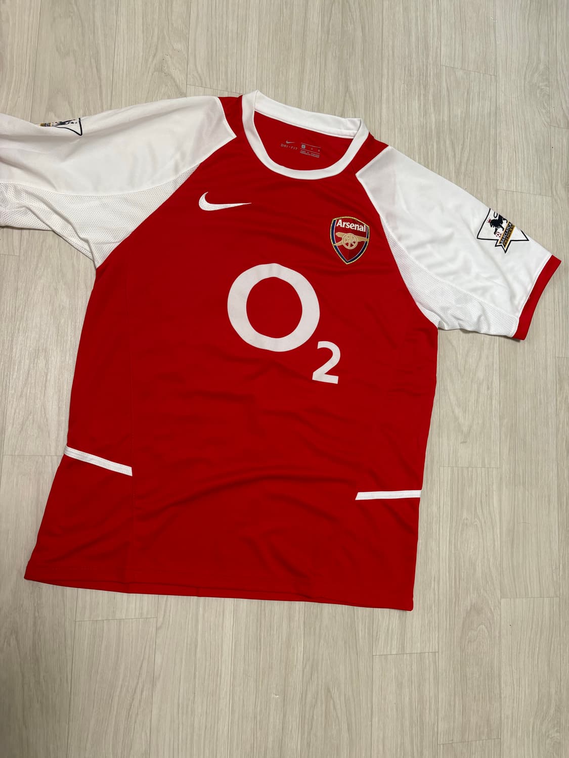 04-05아스날 홈 유니폼 L 상품이미지1