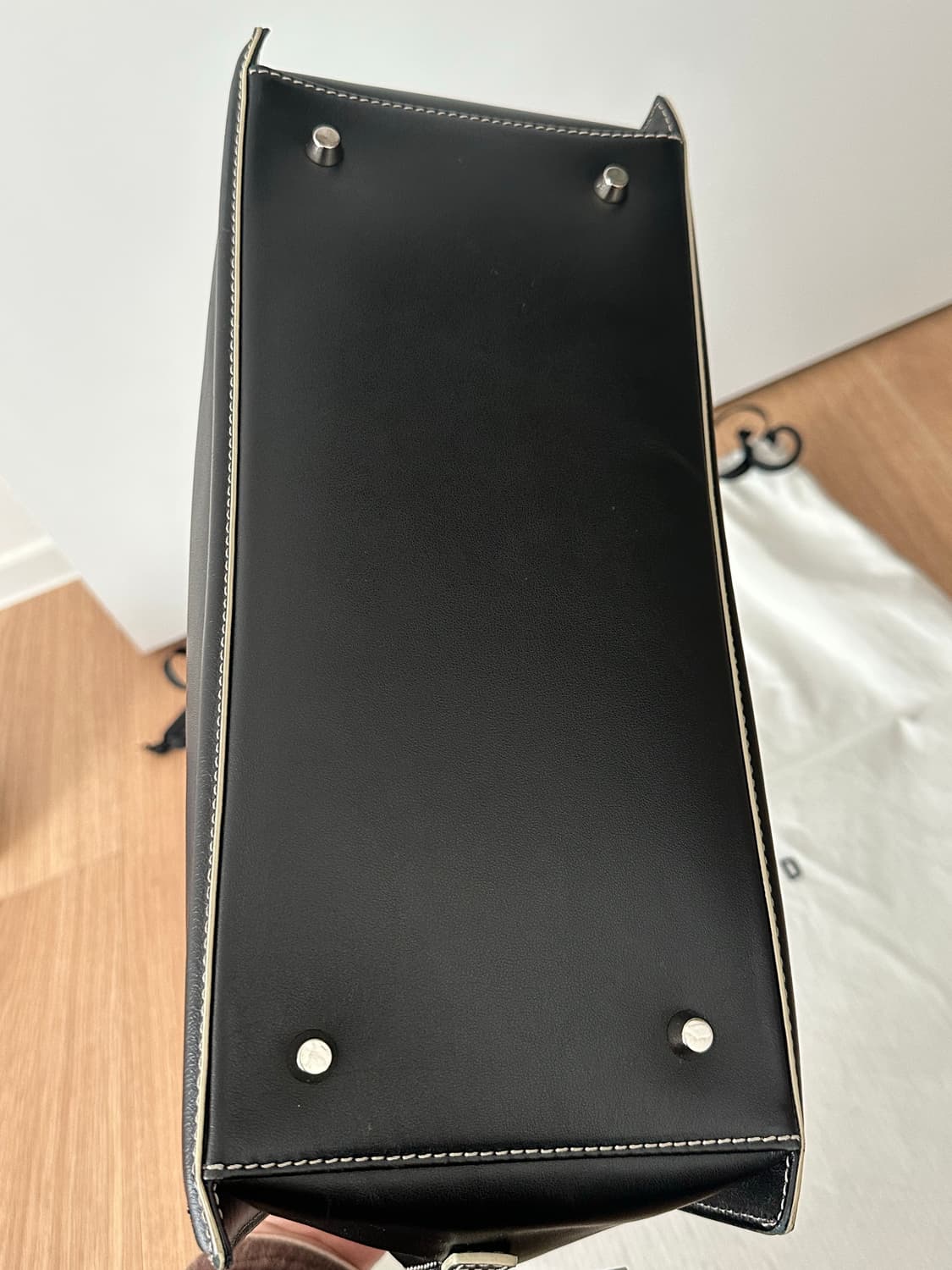 마지셔우드 보스턴백 블랙 상품이미지6