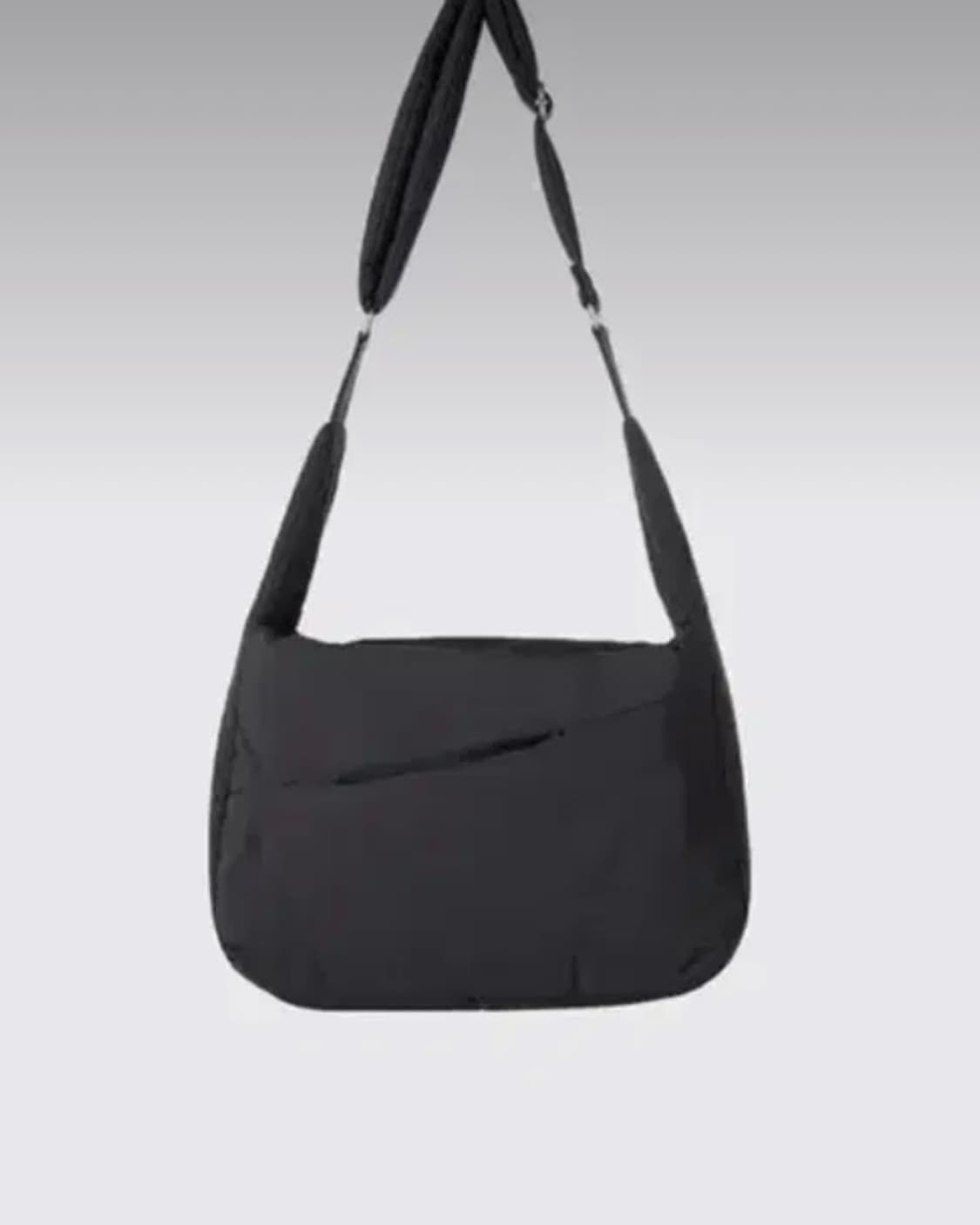 hatchingroom 패디드 미니백 상품이미지1