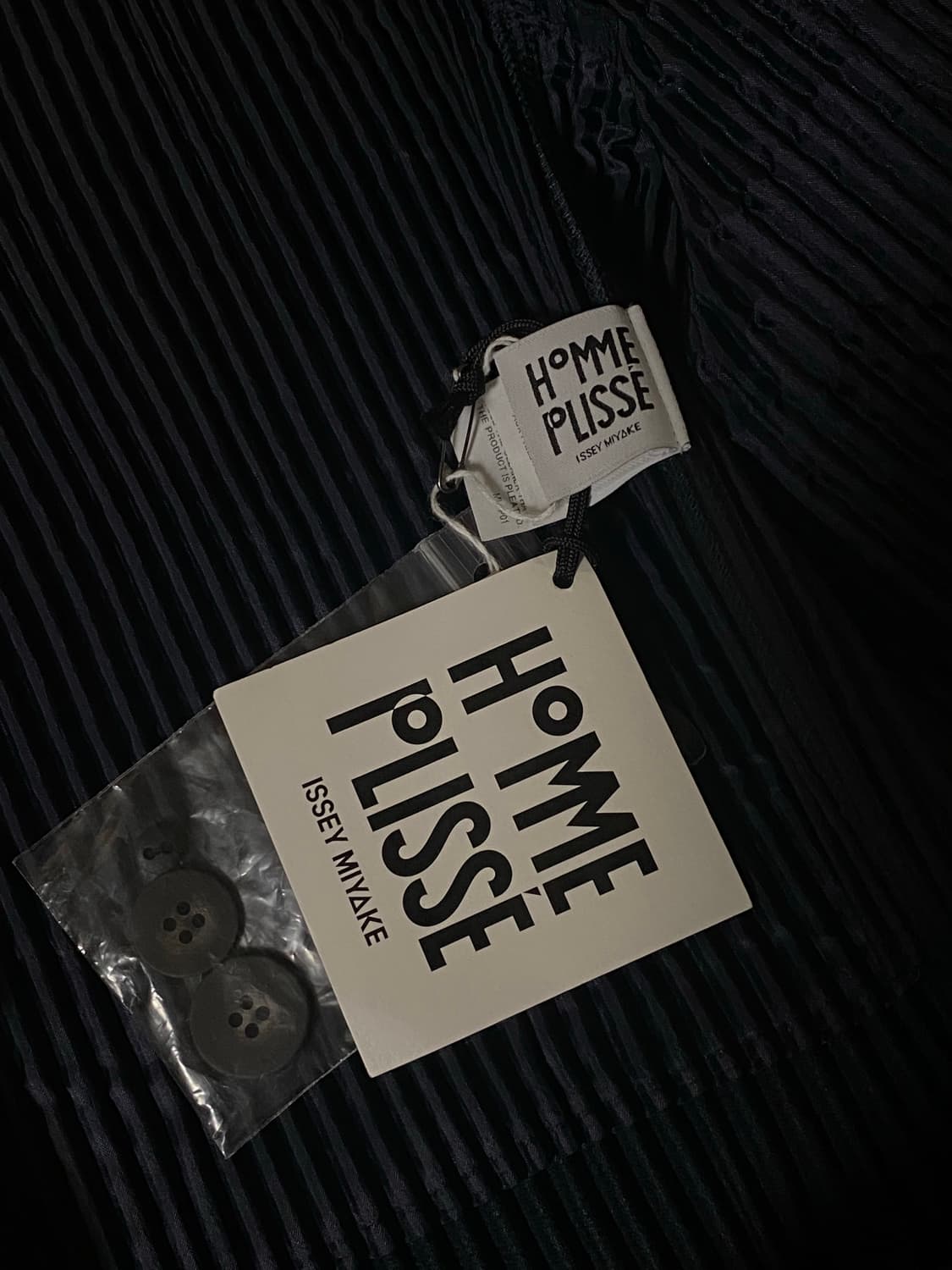 이세이미야케 옴므플리세 베이직 블레이저/자켓 네이비 4사이즈 판매합니다 상품이미지5