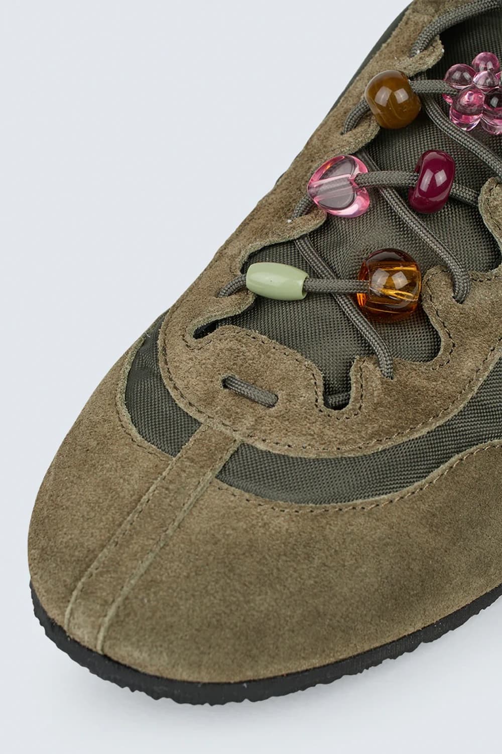 [36,37,38]세실리에 반센 26ss 비즈 슈즈/카키 상품이미지4