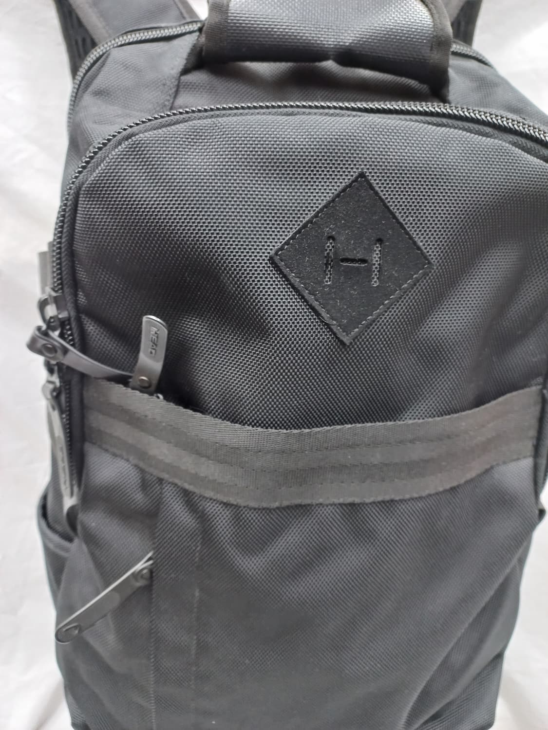 HEAD 검정 백팩 상품이미지6