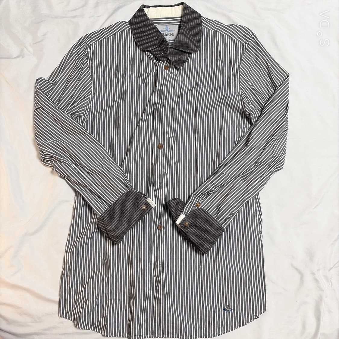 비비안웨스트우드 스트라이프 셔츠 4 상품이미지1