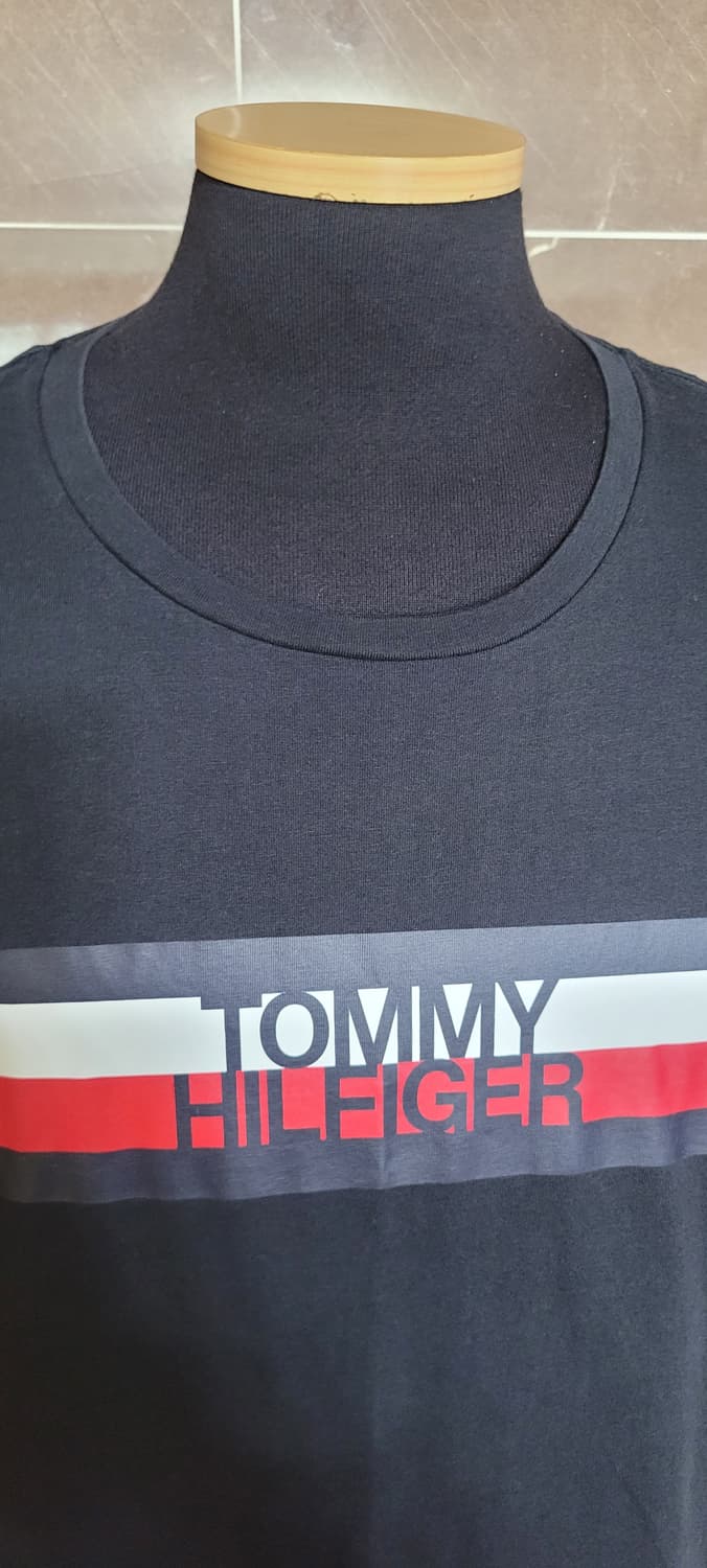 남성110사이즈)타미힐피거 오가닉 코튼 블랙 반팔티 상품이미지4