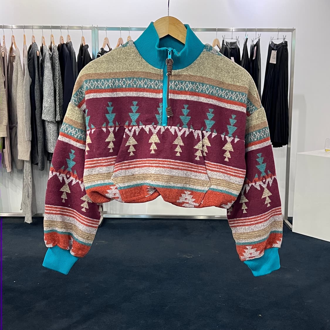 빈티지 하프집업 노르딕 크롭맨투맨 상품이미지1