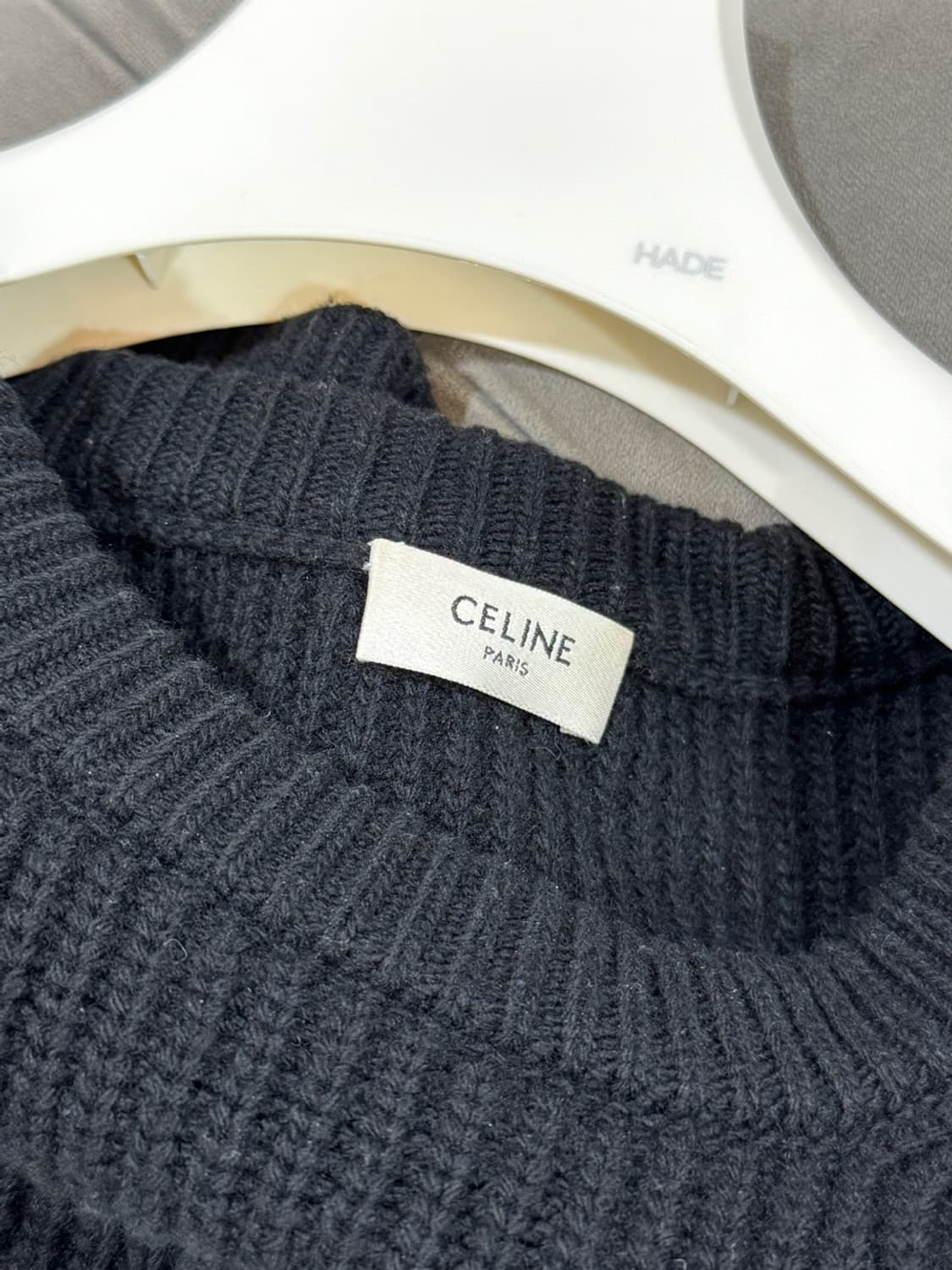 [정품] 셀린느 리브드 울 로고 니트 XL 블랙 상품이미지4
