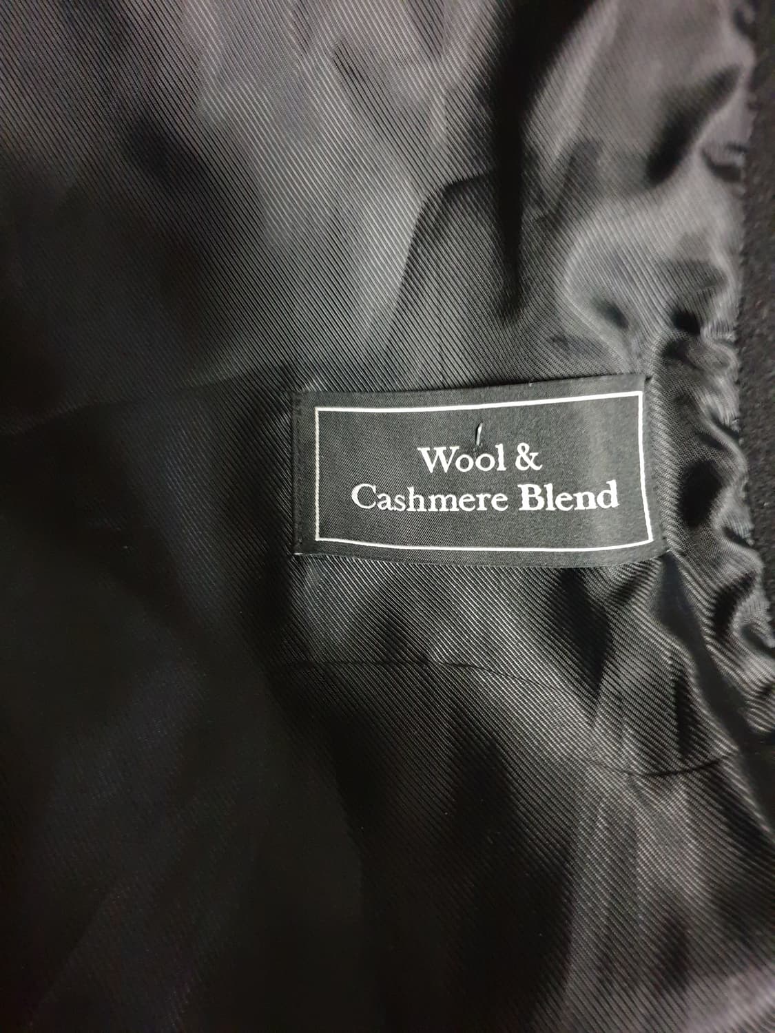 인사일런스 우먼 더블 브레스티드 캐시미어 피티드 코트 블랙 (M) 상품이미지6