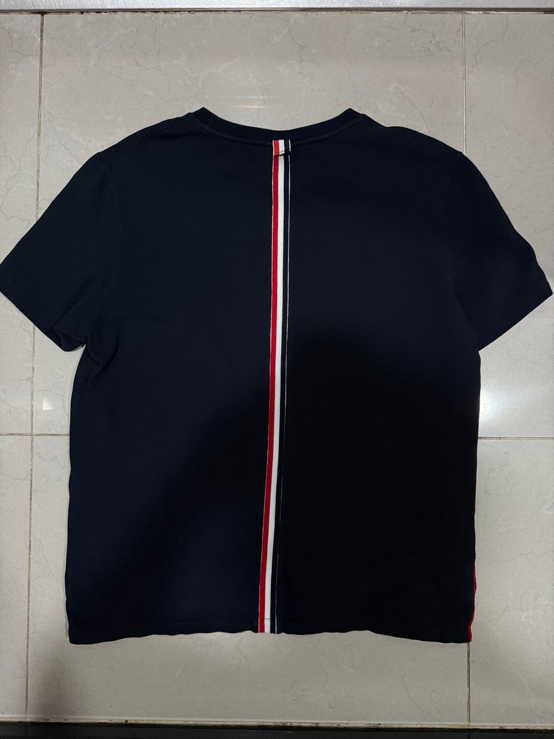 [당일출고,4사이즈] 크림판 정품 톰브라운 백삼선 반팔 상품이미지1