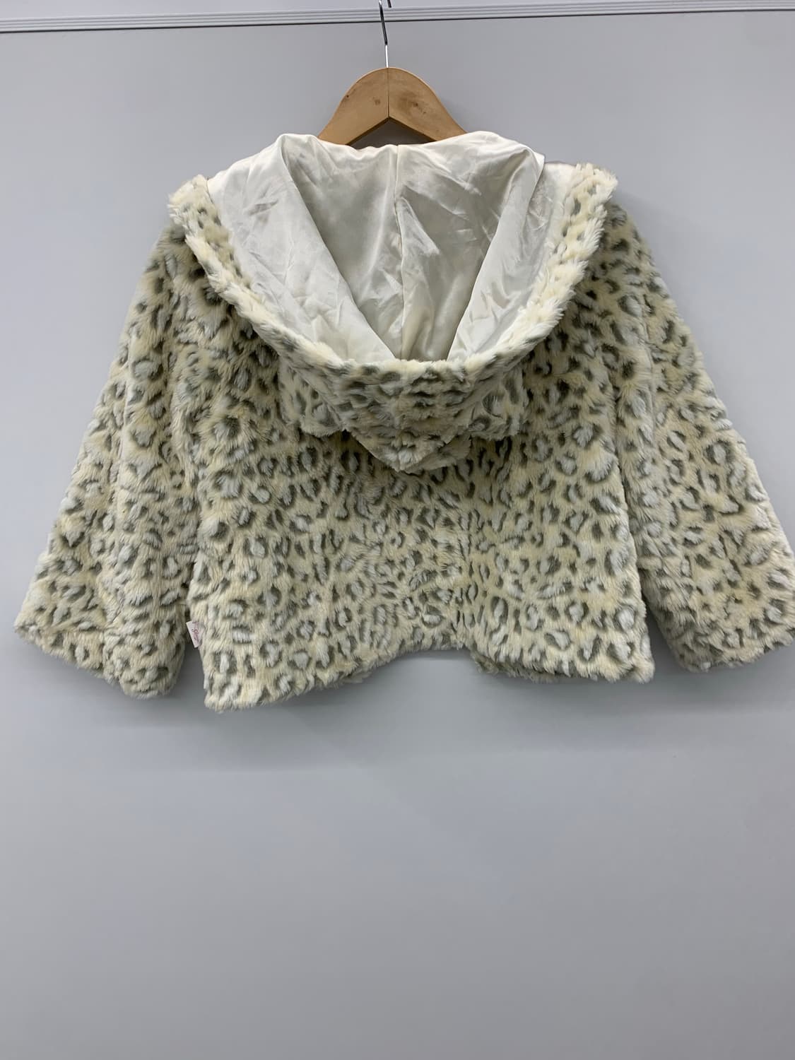 메조피아노 네코미미 레오파드 퍼자켓 상품이미지6