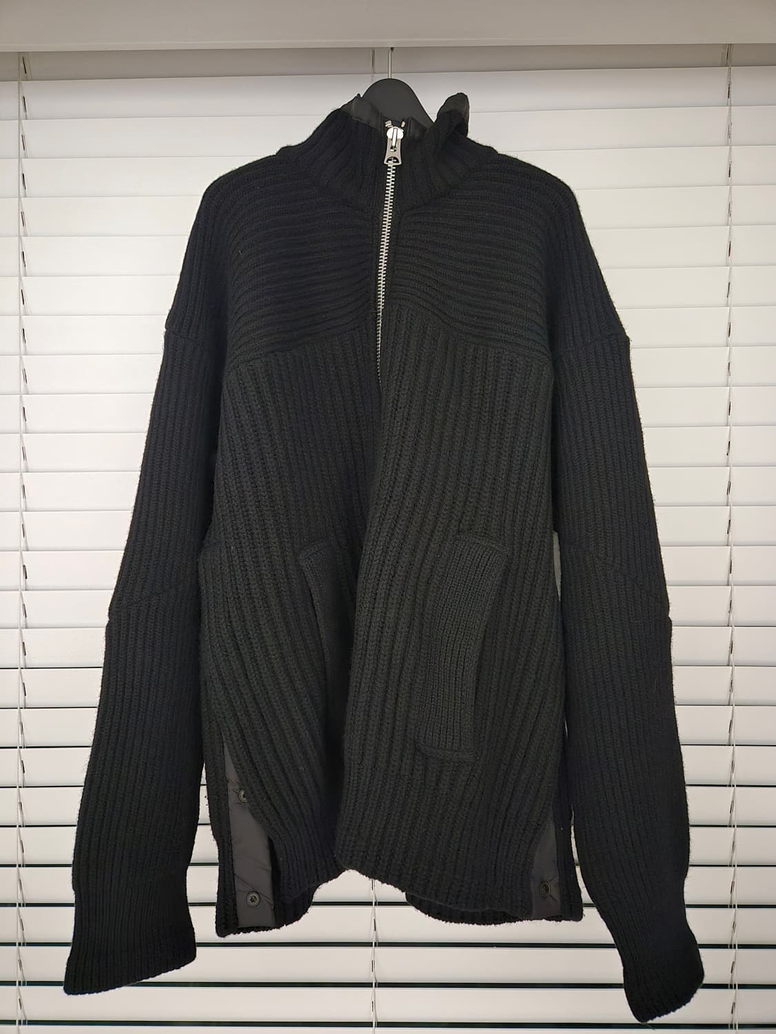 [3사이즈] 사카이 블랙 스포츠 믹스 니트집업 상품이미지2