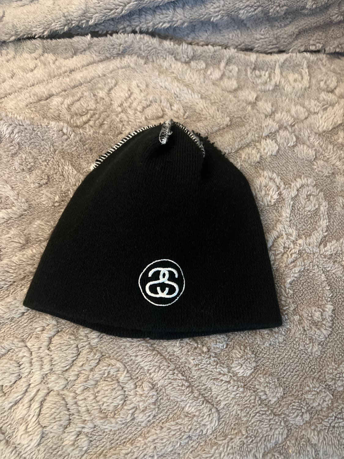 스투시 익스포즈드 스티치 스컬 비니 상품이미지1