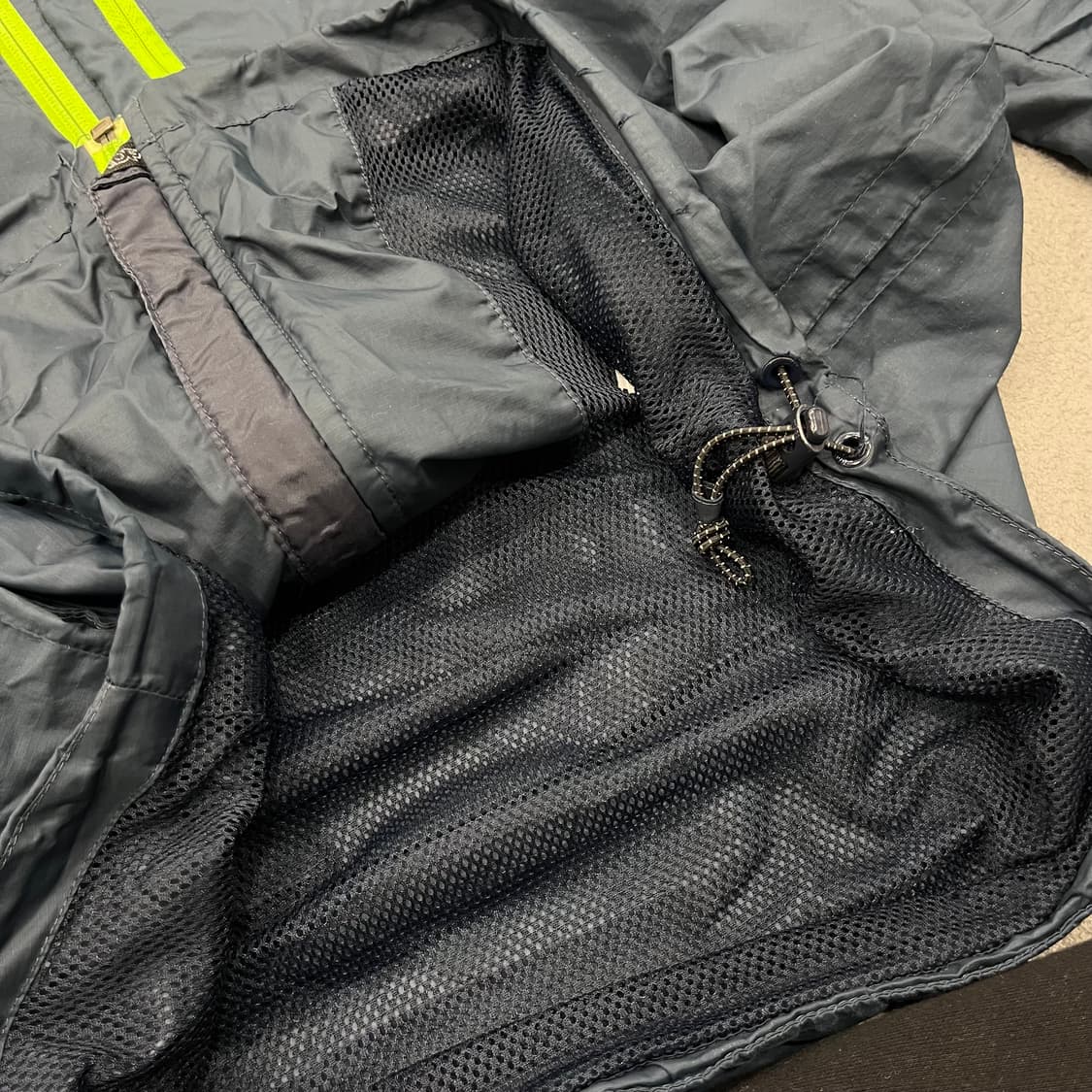 105 나이키 바람막이 후드집업 네이비/형광 상품이미지6