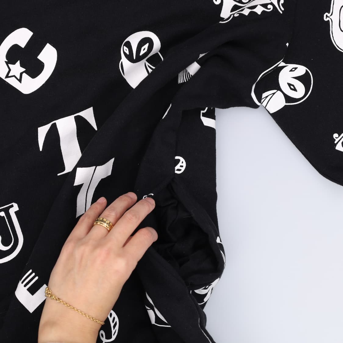 F 럭키슈에뜨 프린팅 오버핏 반팔티 0225H1 상품이미지5