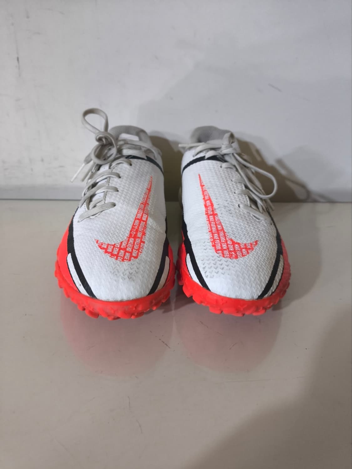 210mm 나이키 팬텀 GT2 아카데미 TF 풋살화 상품이미지3