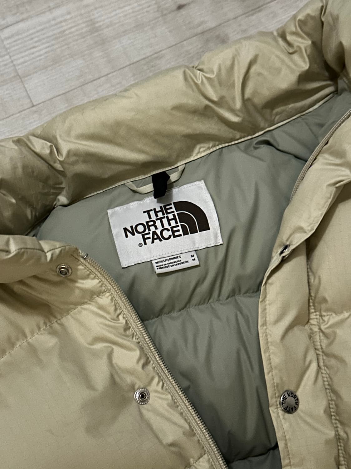 실착1회 완전새상품급 외국판 노스페이스 패딩 상품이미지3