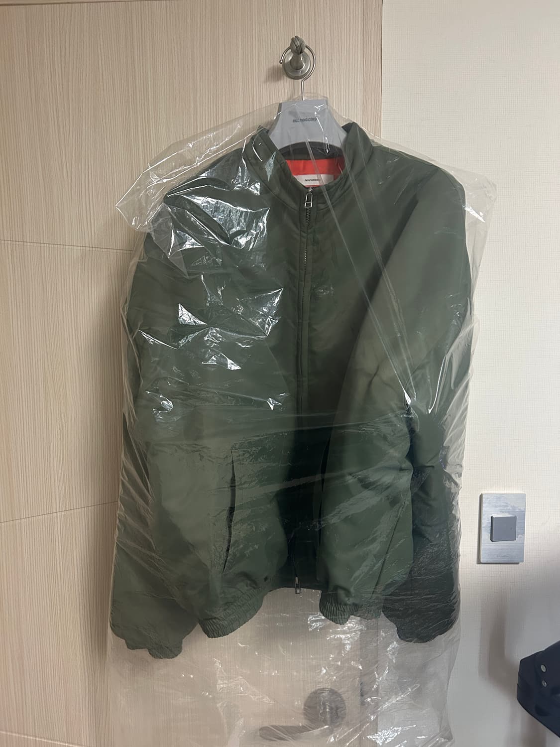 논노드 러스터 봄버 상품이미지2