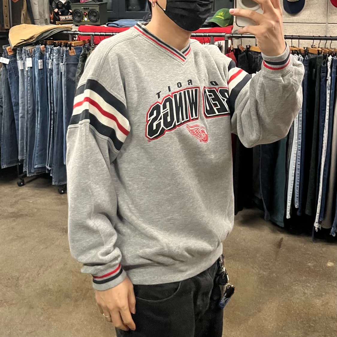 90s NHL 디트로이트 레드윙스 스웻셔츠 (105) 상품이미지6