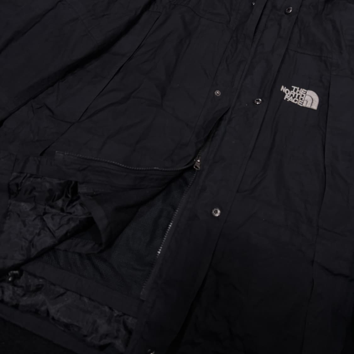95-100 노스페이스 블랙 써밋시리즈 고어텍스 바람막이 상품이미지3