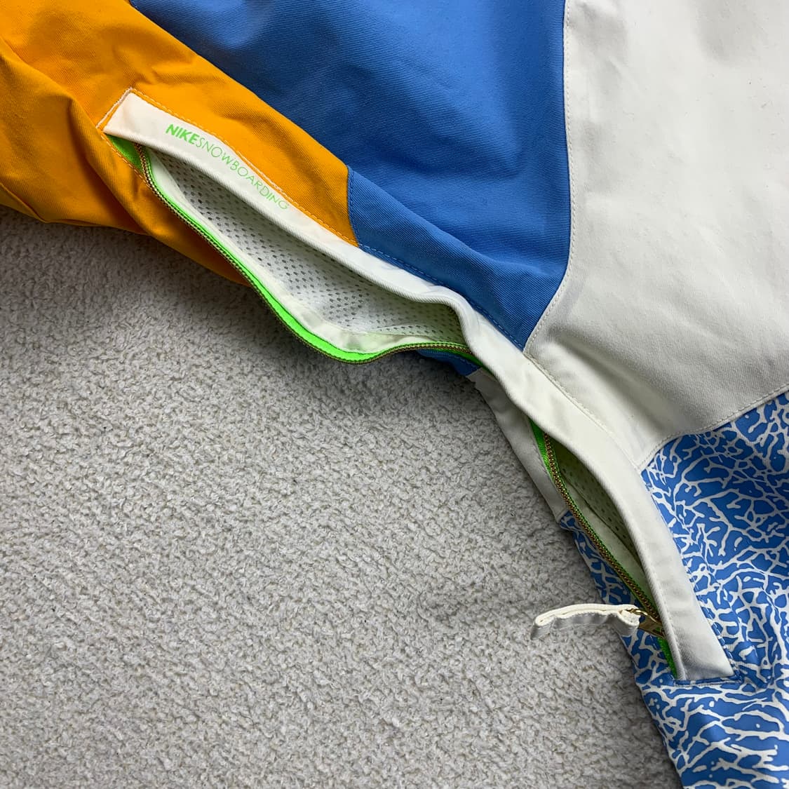 나이키 스노우보딩 라인 스우시로고 컬러블록 배색 스키복 상품이미지6