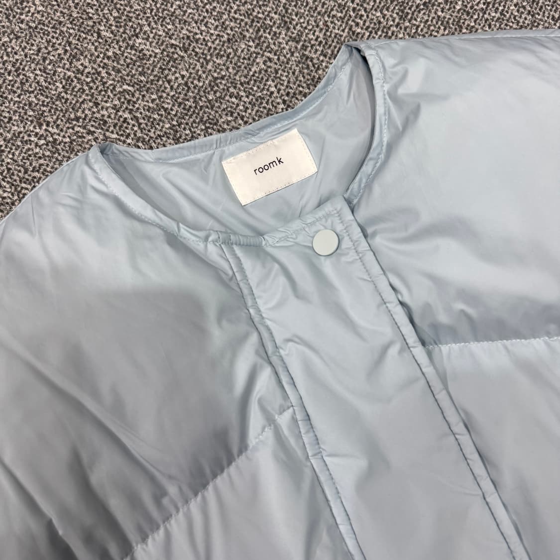 룸크 라이트 블루 경량 다운 자켓 상품이미지4