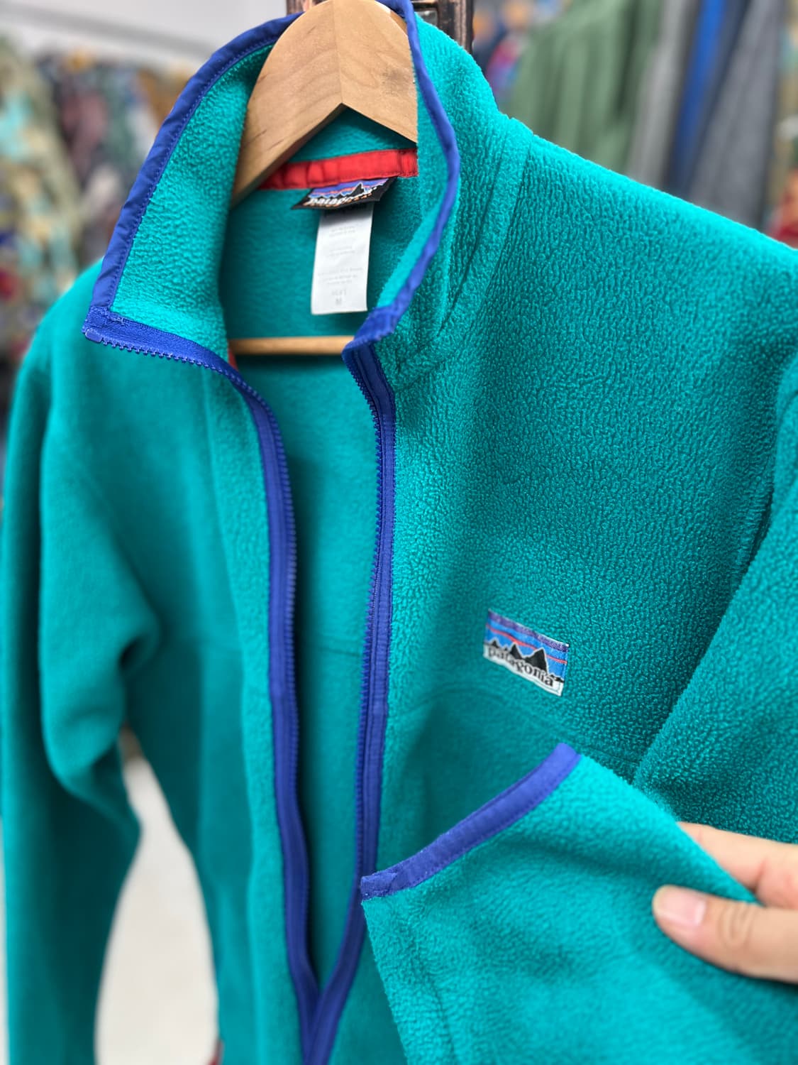 신칠라 LW 어반 아웃피터스 M 상품이미지5